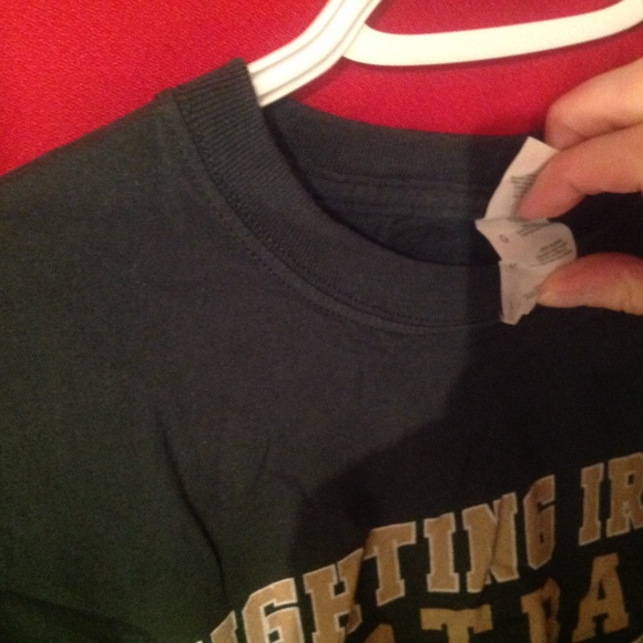 Notre dame tshirt - Picture 3 of 3